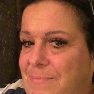 Meet your Posher, Beatrice